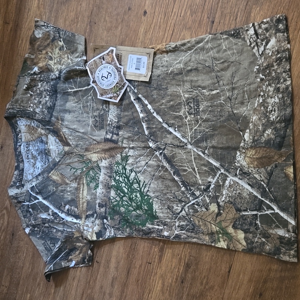 Realtree Lincoln Outfitters Camouflage T-Shirt